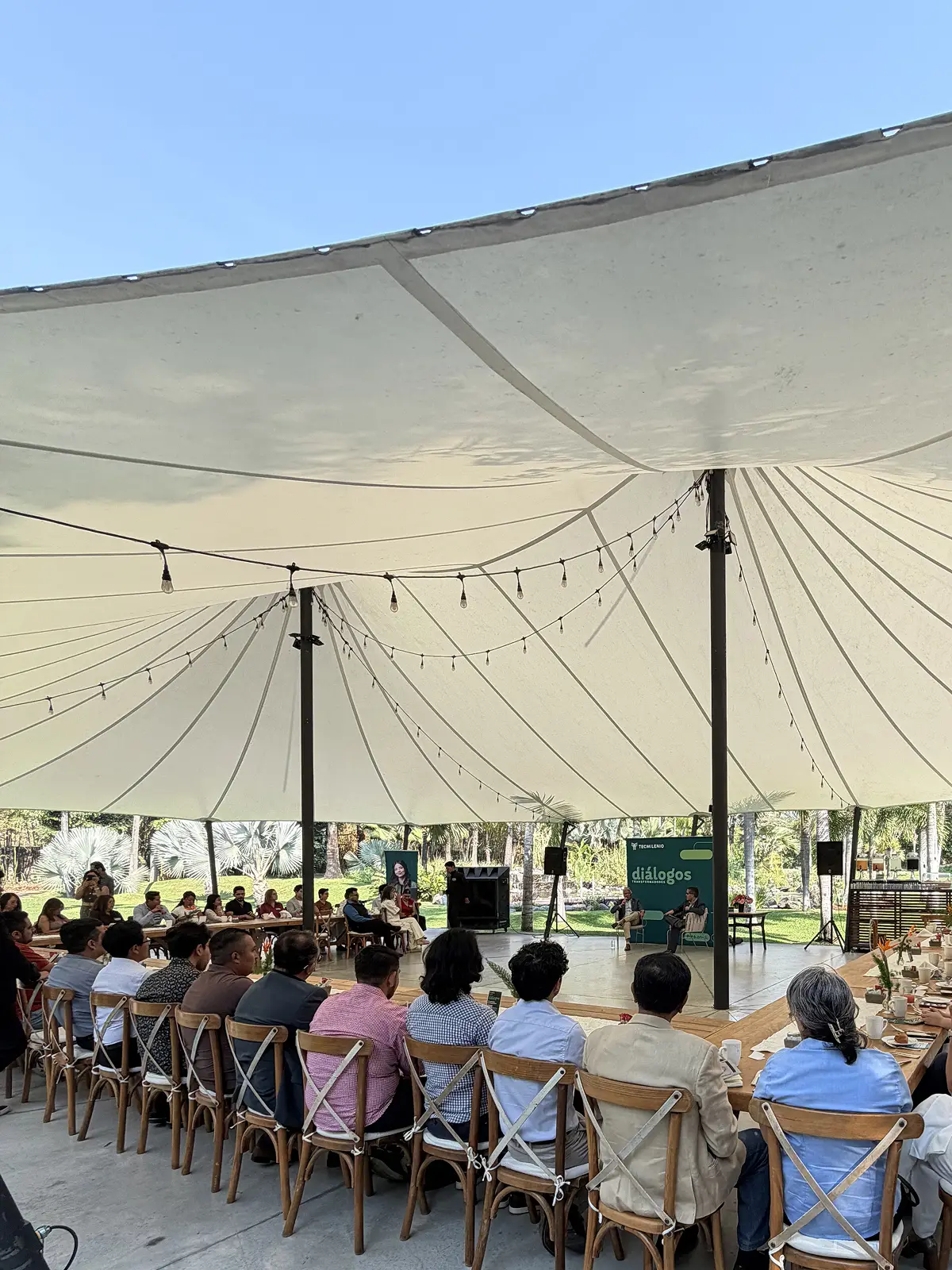 conferencia-carpa-compressed